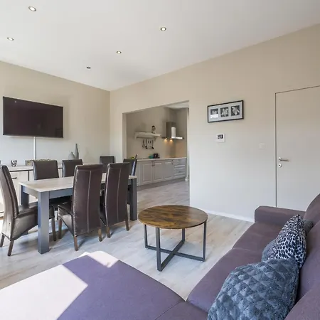 Otel Bright In The Center 2*