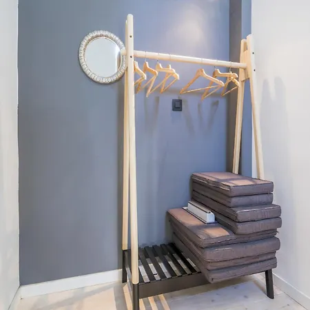 Bright In The Center Otel