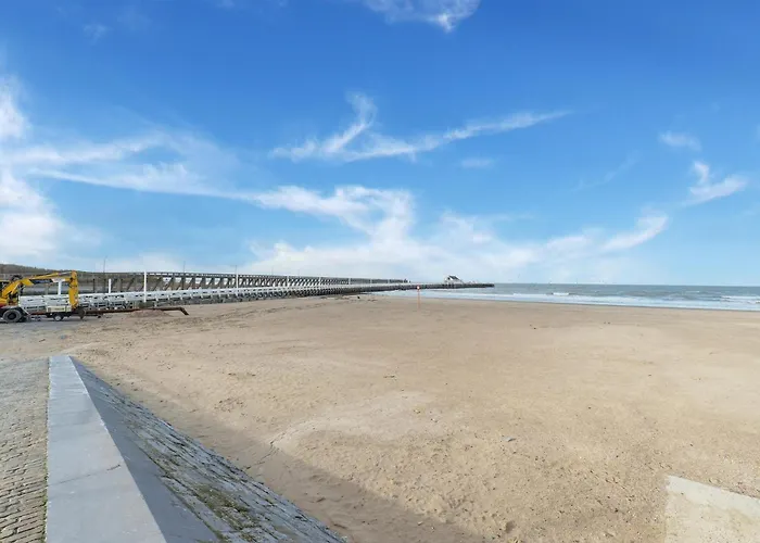 Hotel Bright In The Center